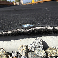 Close-up: Environmental protection on train tracks with geocomposites against oil pollution